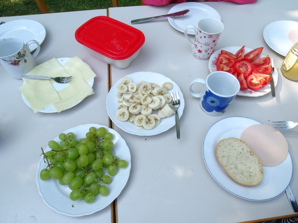 Gemeinsames Frühstück in den Sommerferien